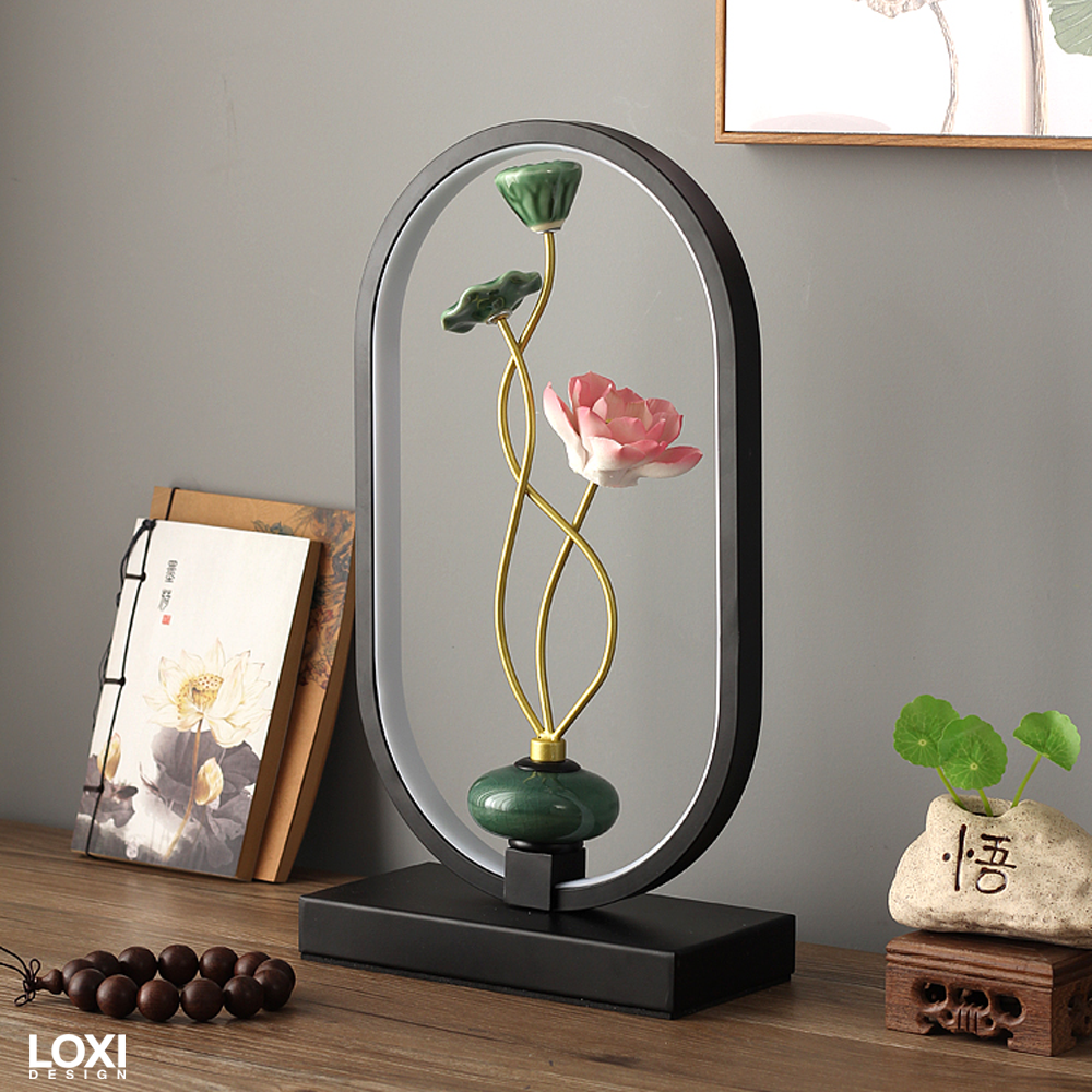 Loxi Design™ Lotus Lamp